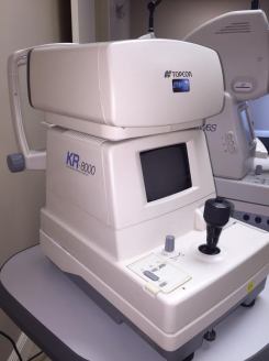 used autorefractor keratometer kr-7000