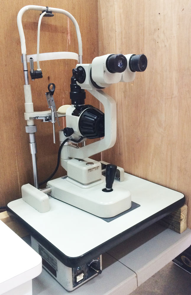 used slit lamp topcon sl 2d