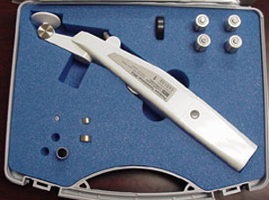 Tonometer clement clarke perkins